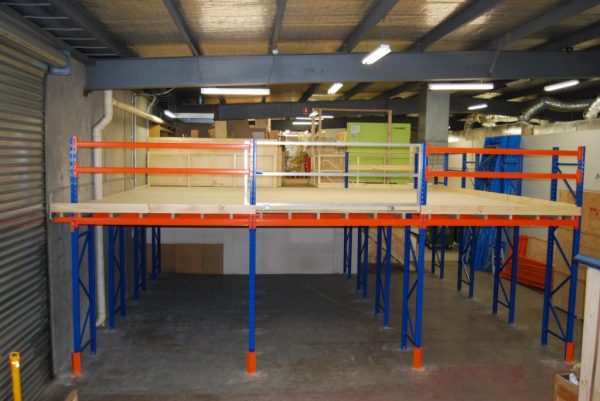 Mezzanine Floor - Image 7